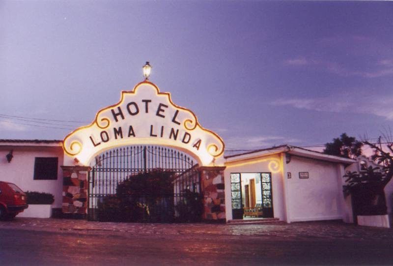 Hotel Loma Linda Taxco Esterno foto